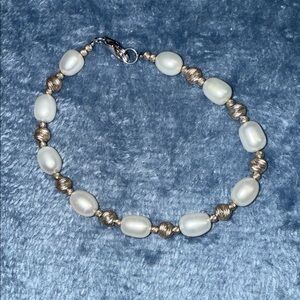 Vintage salt water Pearl and Bead Bracelet - White